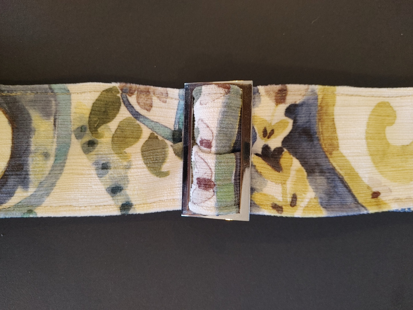 (New) 39" - 65" Multicolor